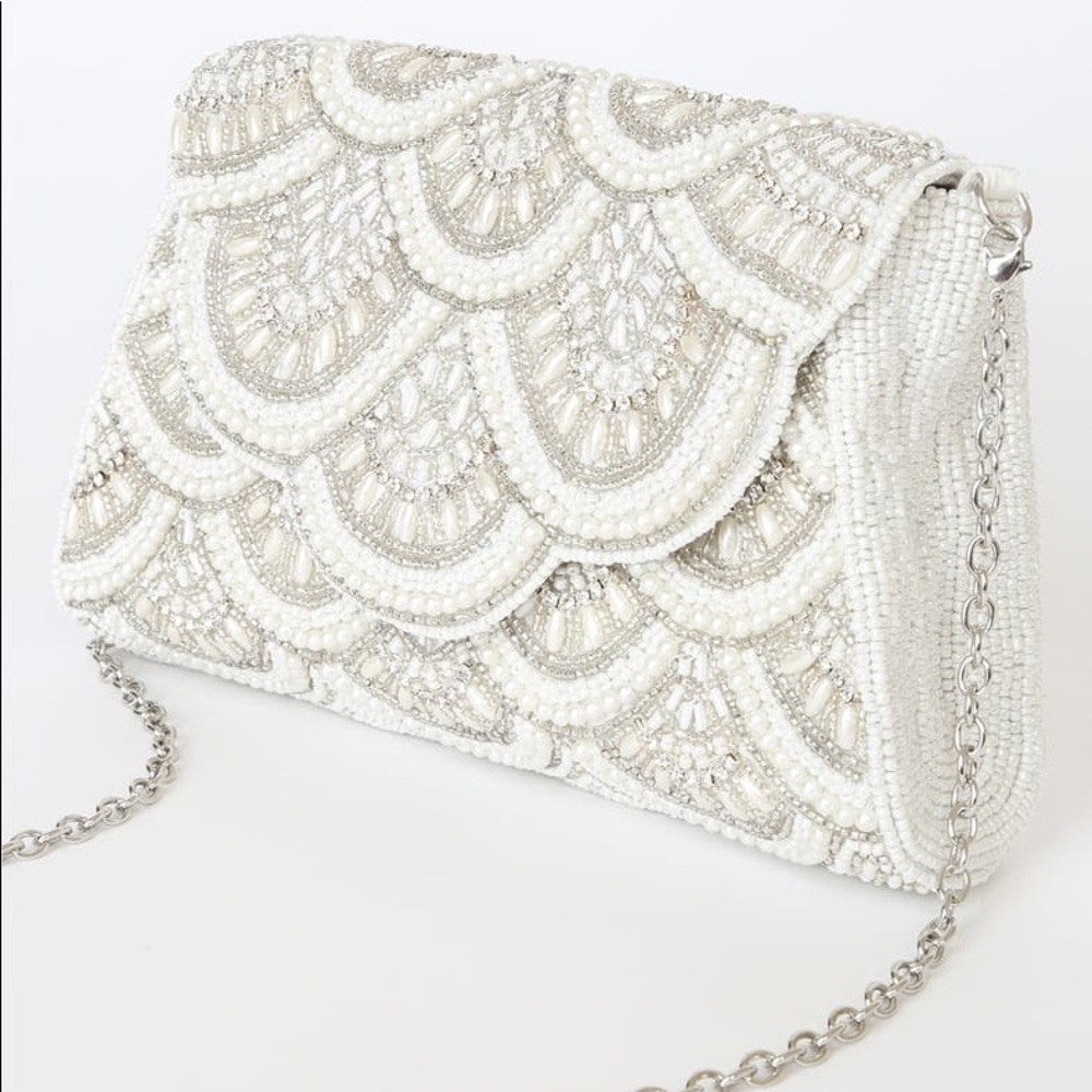 Lulu’s White Beaded Pearl Crossbody Clutch